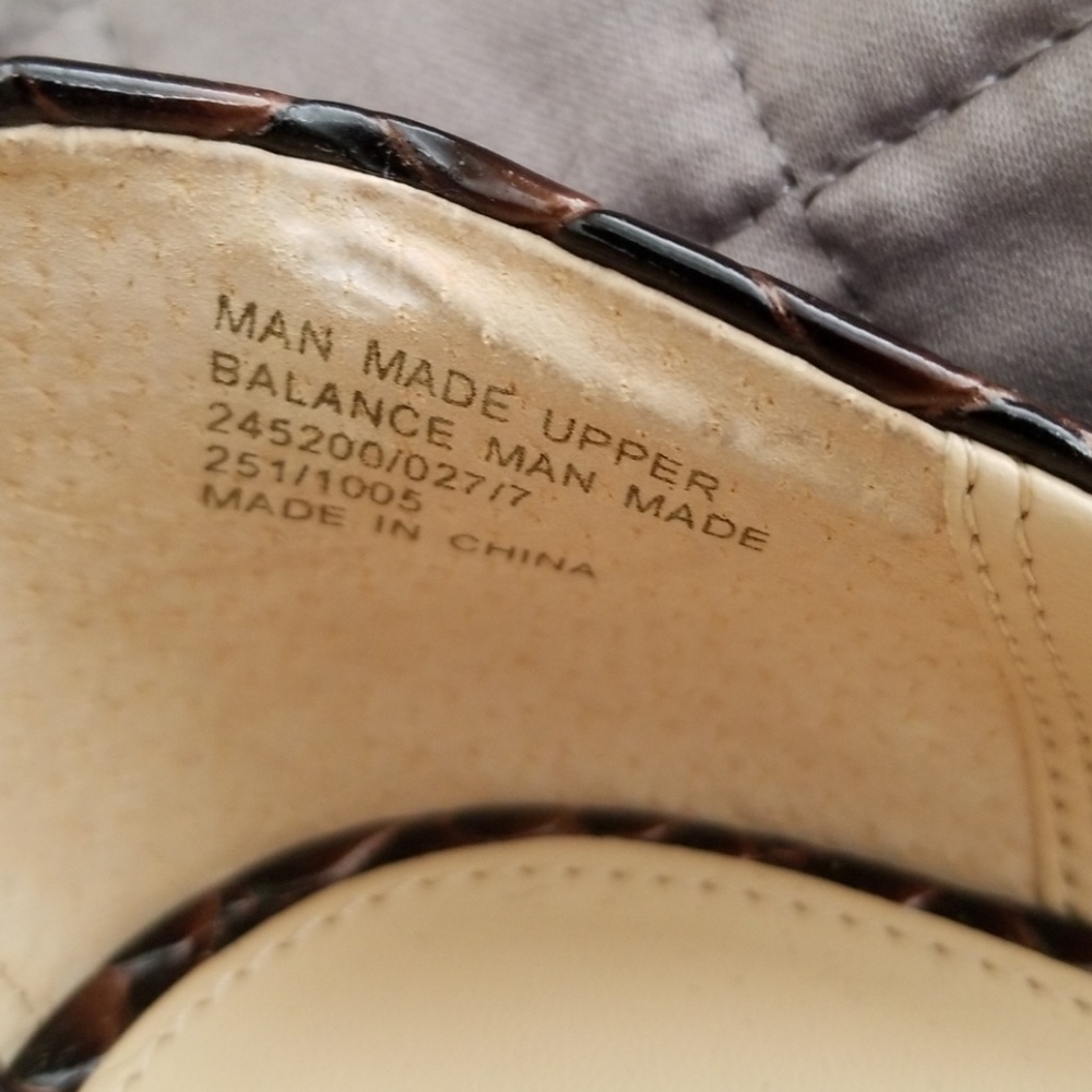 Shoes - Picture 6 of 6